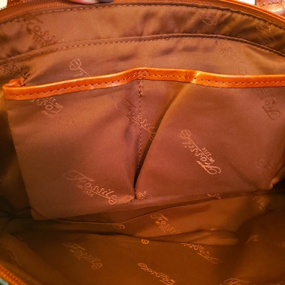 EUC set of Vintage Fossil leather patchwork shoulder bag and wallet - Picture 6 of 16